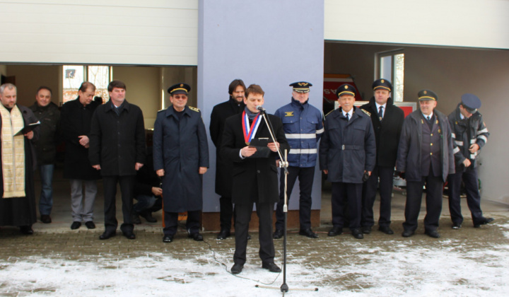 9. fotografia fotogalérie DHZ – Odovzdanie hasičského auta